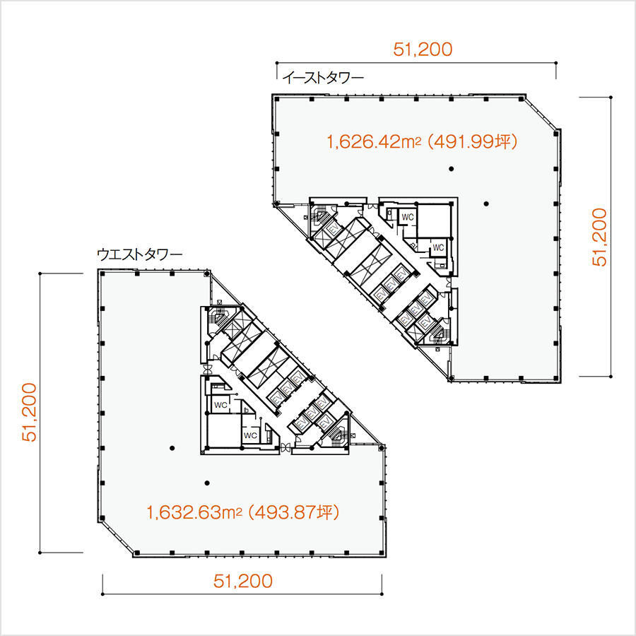 大手町ファーストスクエアの基準階平面図で、イーストタワーとウエストタワーの2つの棟に分かれている。各棟の全体の寸法は縦が51,200、横が51,200と示されている。イーストタワーの面積は1,626.42m²（491.99坪）、ウエストタワーの面積は1,632.63m²（493.87坪）と記載されている。両棟ともに、中央にWCなどのコアスペースが配置されている。