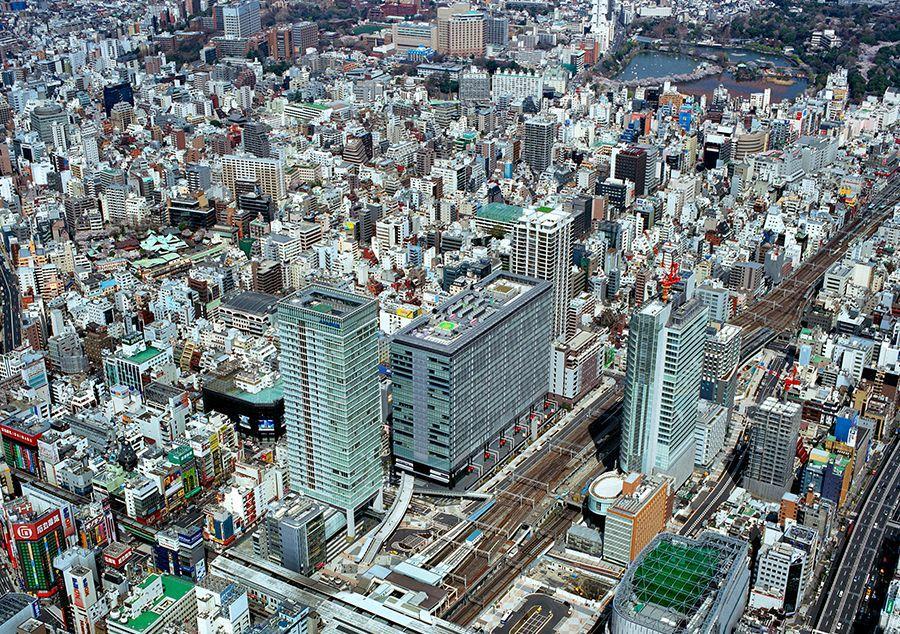 秋葉原UDXの外観を写した画像