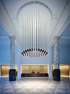 1 King William Streetビルのエントランスホールの写真。写真：Timothy Soar