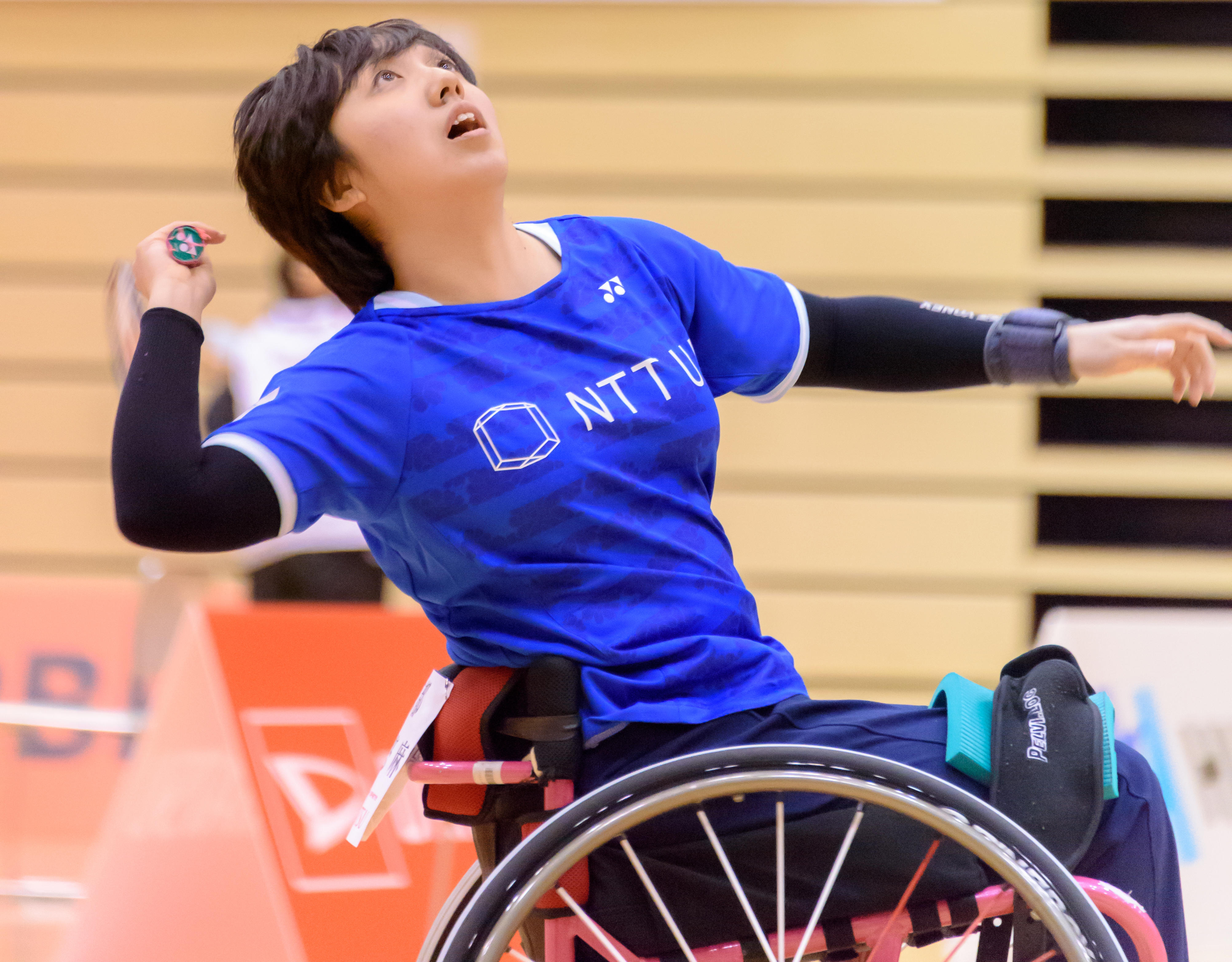 山崎悠麻選手の試合の様子の写真
